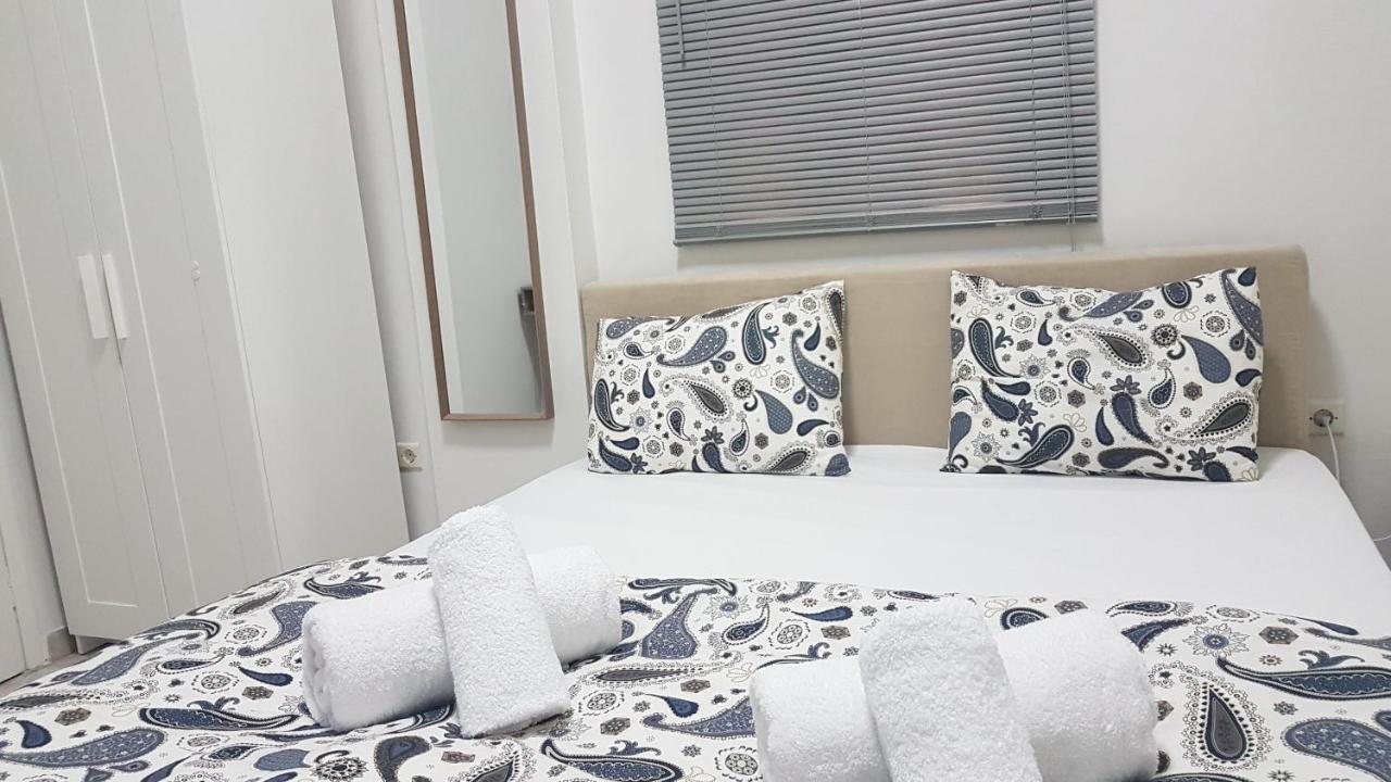Palette Apartment Chocolate - Athens Center, 6 Bd, 3 Bath Екстериор снимка