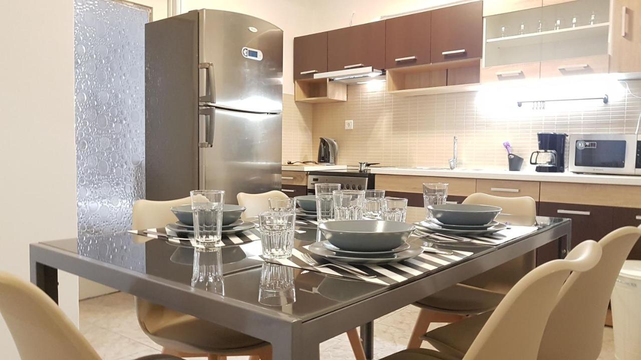 Palette Apartment Chocolate - Athens Center, 6 Bd, 3 Bath Екстериор снимка