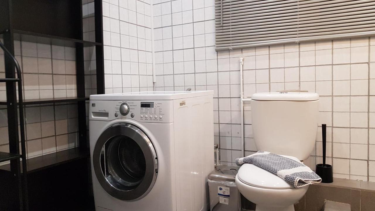 Palette Apartment Chocolate - Athens Center, 6 Bd, 3 Bath Екстериор снимка