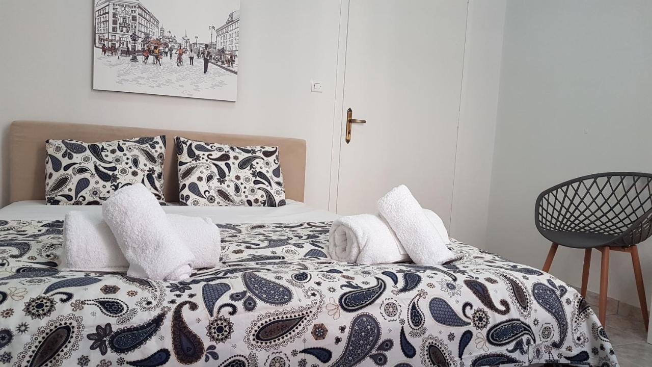 Palette Apartment Chocolate - Athens Center, 6 Bd, 3 Bath Екстериор снимка