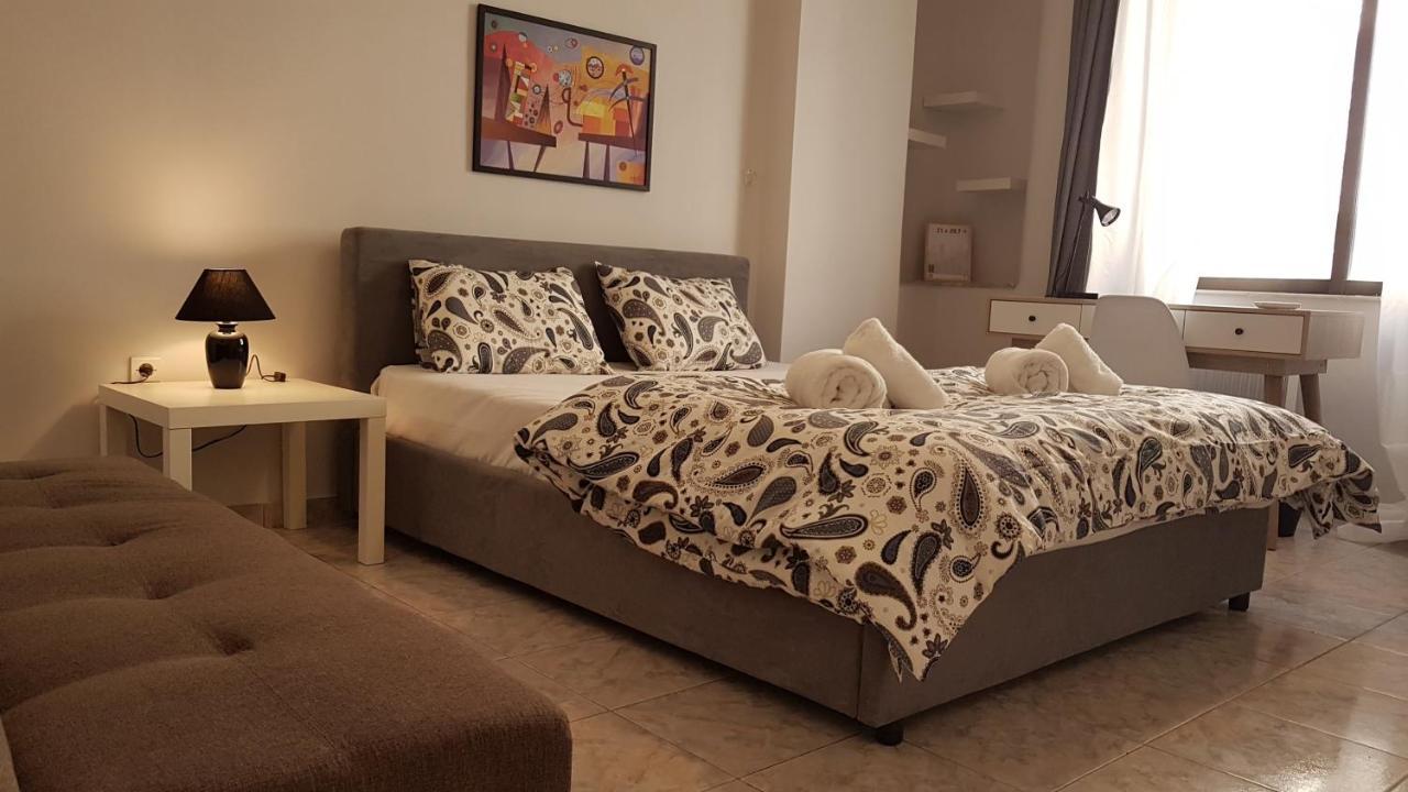 Palette Apartment Chocolate - Athens Center, 6 Bd, 3 Bath Екстериор снимка