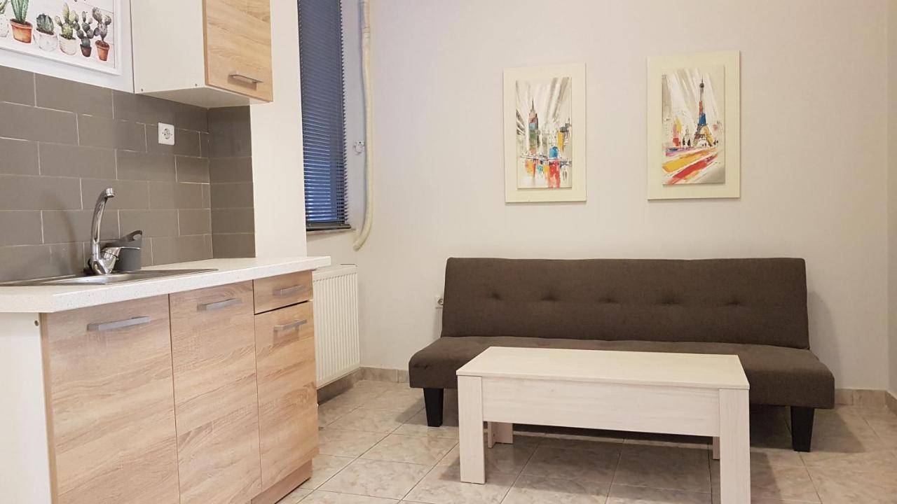 Palette Apartment Chocolate - Athens Center, 6 Bd, 3 Bath Екстериор снимка